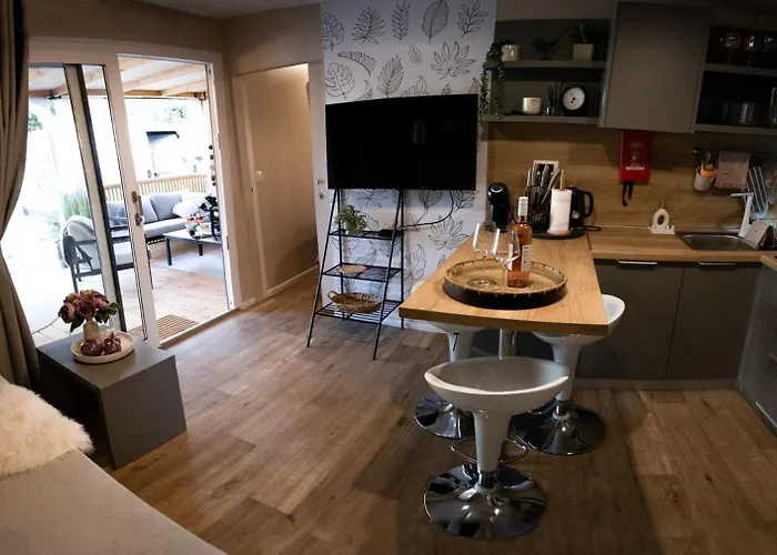 Vakantiehuis Sunny Mobil Biograd Na Moru